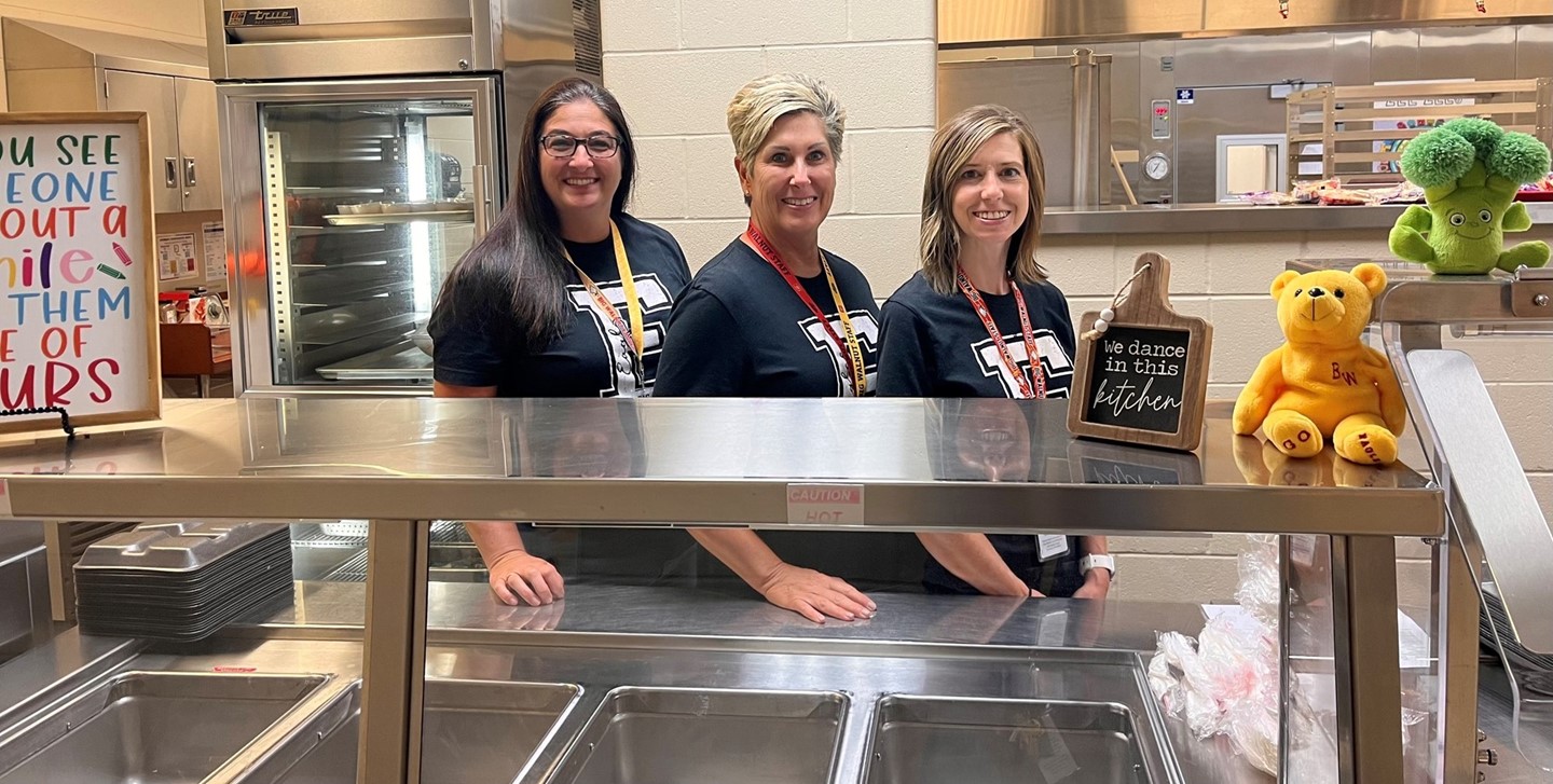 Lunch Ladies of General Rosecrans Elementary pose for a picture