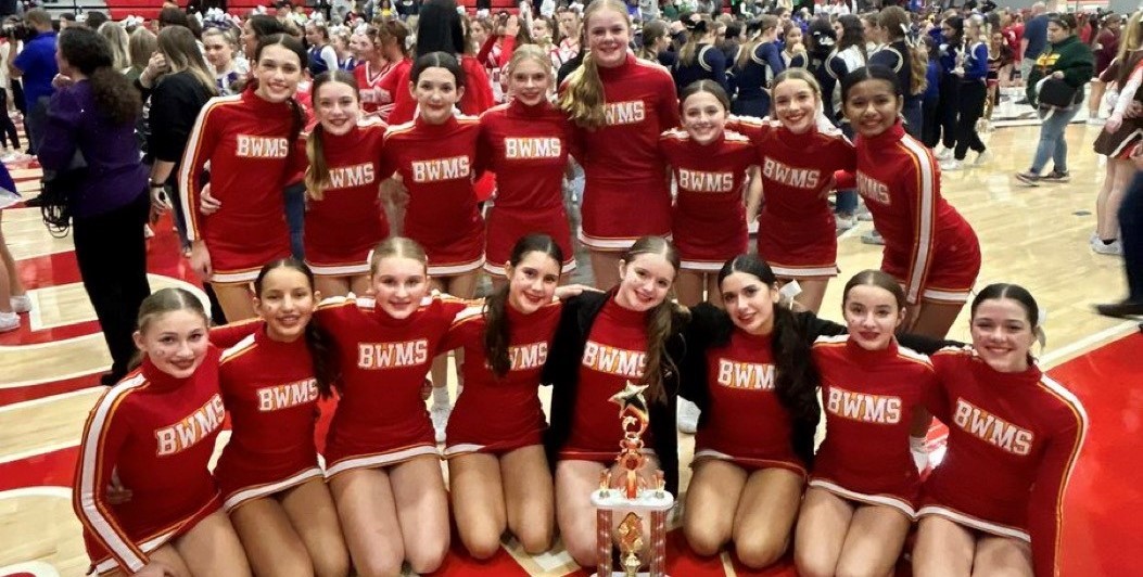 Big Walnut Middle School cheerleaders at a competition