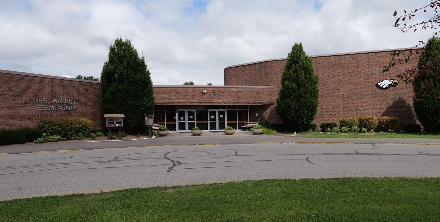 An exterior of Big Walnut Elementary School
